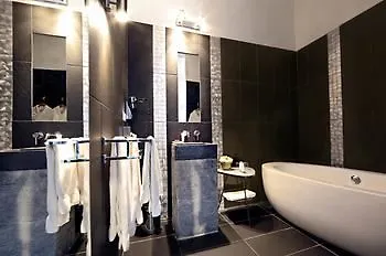 Otel Mas De La Fouque & 4*